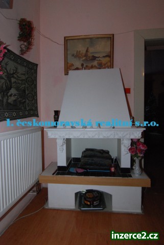 Prodáme rodinný dům s garáží v obci Jimlín_2 215972_2.jpg