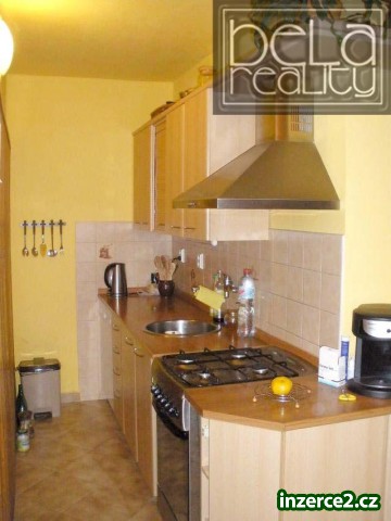 Prostorný, zděný, moderní byt 3+1 s lodžií v klidné lokalitě_1 216904_1.jpg