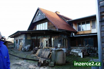 Prodej RD 5+1 se zahradou v Nemilanech vč. sousední hrubé stavby_2 217225_2.jpg
