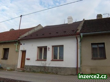 Rodinný dům 4+1 v centru Luže_2 221485_2.jpg