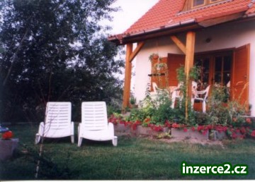 Letná na dovolenka na chate pri kúpalisku_1 223041_1.jpg