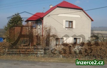 Zrekonstruovaný RD 6+2 se zahradou a garáží_1 223090_1.jpg