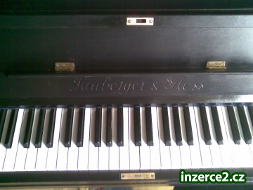 Prodám Naladěný piano,Lauberger,černý,pěkný, dovoz mohu zařidit.foto dodám .cenu nabídněte..._2 224008_2.jpg