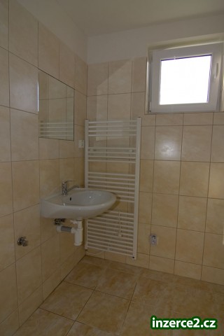 Pronájem garsonky 40m2,Nemanice,České Budějovice._2 224779_2.jpg