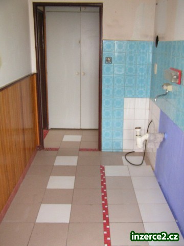 Prodej bytu 3+1s balkonem, OV, Bechyně._1 225561_1.jpg