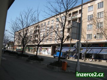 Byt 1+1 se dvěma balkony v centru HK_1 229881_1.jpg