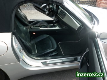 BMW Z4 2,5i Exclusive_2 234959_2.jpg