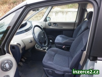 Renault Espace 2,2DCi Privilege_2 234960_2.jpg