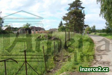 Jižní, stavební pozemek v klidné lokalitě_1 236991_1.jpg