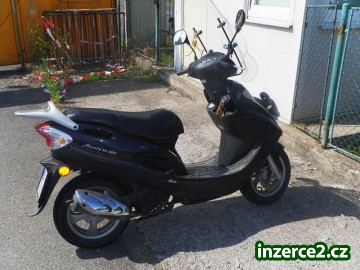Kymco 125_2 239647_2.jpg