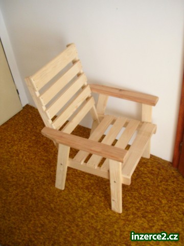 dřevěná zahradní křesílka_2 240362_2.jpg