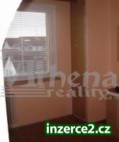 Prostorný byt 3+1 v OV s balkonem_1 241166_1.jpg