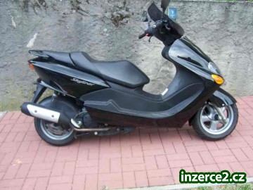 YAMAHA Majesty 2005_1 241676_1.jpg