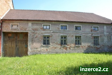 Cholina - zemědělská usedlost s velkou zahradou_1 241991_1.jpg
