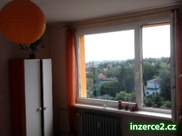 Postorný byt 3+1 s krásným výhledem na Krušné hory a české středohoří_1 243724_1.jpg