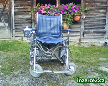Elektrický invalidní vozík_2 24376_2.jpg