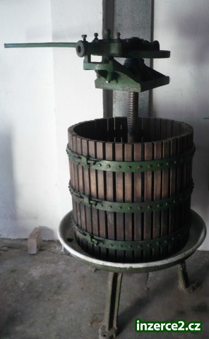 Vinařský lis_1 244701_1.jpg