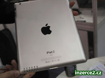 Apple iPad 2 16 GB, 32 GB, 64 GB (Wi-Fi + 3G)_2 244910_2.jpg