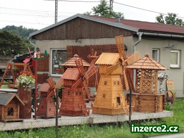 Velký větrný mlýn (výška 210 cm, v ramenu 270 cm)_1 246802_1.jpg