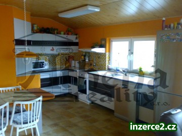 Nízkoenergetická novostavba RD 5+kk s garáží_1 247206_1.jpg