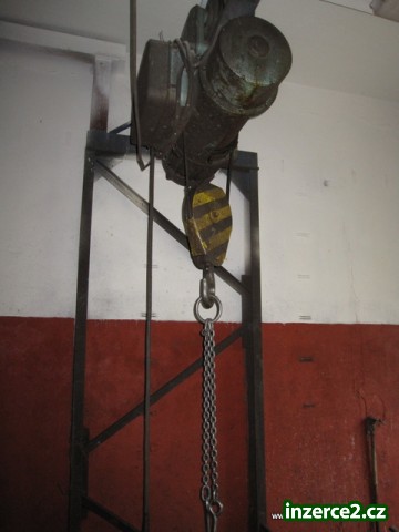 Kladkostroj 2t._1 247967_1.jpg