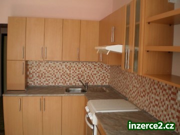 Truhlářství Interier Mont - vestavěné skříně, dveře, kuchyňské linky_1 249649_1.jpg