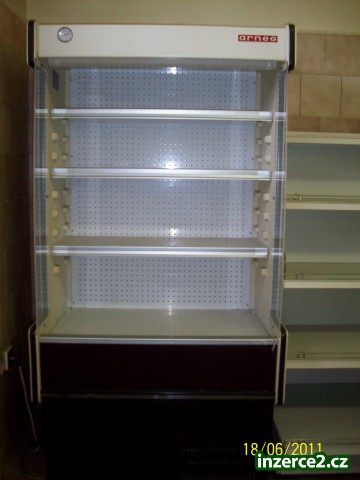 Chladici vitrina Arneg pristenna_2 249930_2.jpg