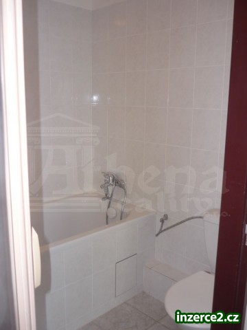 Pronájem zařízeného bytu 1+1 s balkonem v RD_2 251055_2.jpg