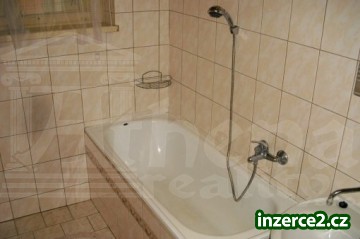 Pronájem zařízeného, zděného bytu 2+1 s lodžií_2 251393_2.jpg
