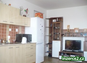Zrekonstruovaný, zděný byt 2+kk v OV s lodžií a garáží_2 253293_2.jpg