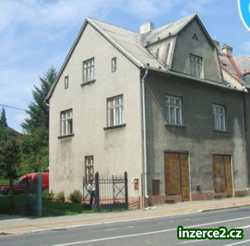 Prodám větší rodinný dům_1 253575_1.jpg