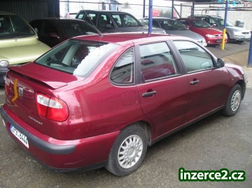 Seat Cordoba 1,4i_1 254537_1.jpg
