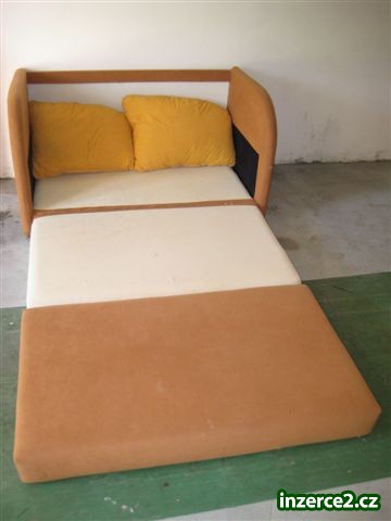 Sedačka rozkládací + 2 polštáře_2 255443_2.jpg