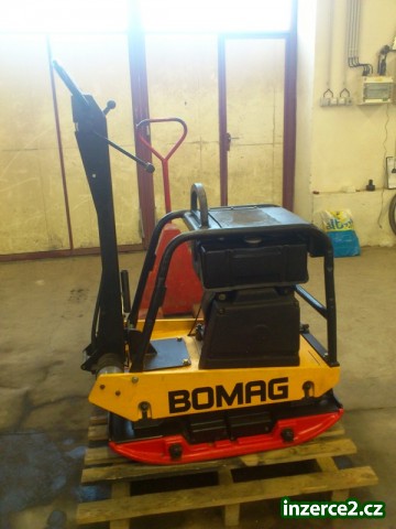 Vibrační deska BOMAG_2 259526_2.jpg