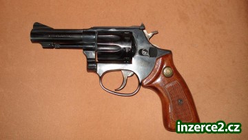 REVOLVER TAURUS-BRASIL_1 259614_1.jpg