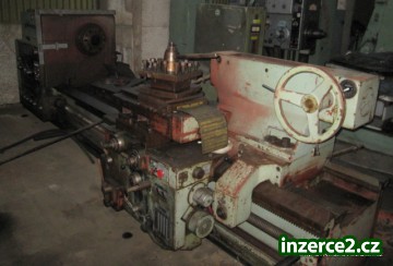 Soustruh hrotový SU 100._1 261040_1.jpg