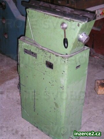 Bruska bezhrotá F 605._1 262318_1.jpg