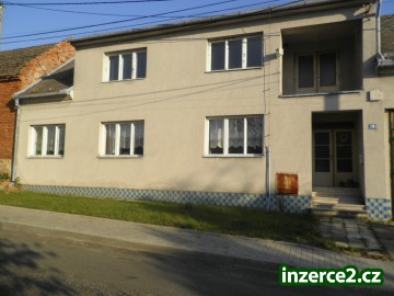 PRODEJ RODINNÉHO DOMU VE VŘESOVICÍCH 5+2_2 262338_2.jpg