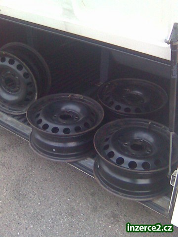 Mitsubishi / Volvo 6Jx15 4x114,3 ET44 - ráfek ocelový_2 262617_2.jpg