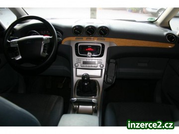 Ford Galaxy 2.0TDci Ghia_2 262655_2.jpg