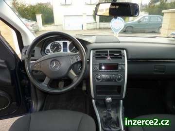 Mercedes-Benz A 200 AVANT GARDE_2 262990_2.jpg