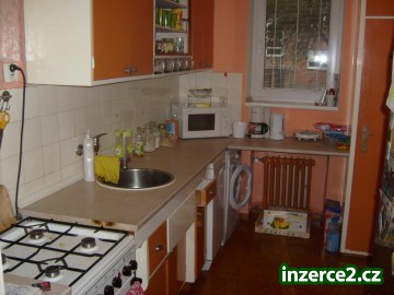 Prodej pěkného, prostorného, bytu 3+1 s balkonem ve Zlíně- Obecinách_2 263292_2.jpg