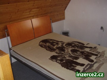 Prodám postel_1 265752_1.jpg