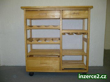 Servírovací dřevěný stolek_2 266786_2.jpg
