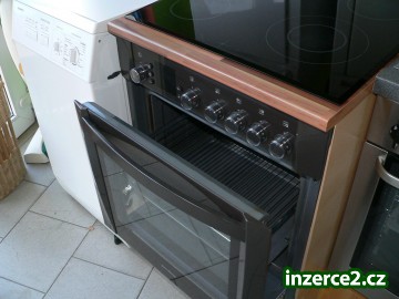 Vestavný set Privileg - vyjížděcí trouba_1 266913_1.jpg