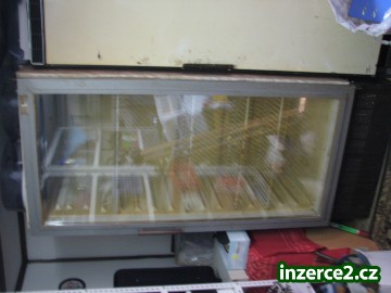 Prosklená lednice_1 2679_1.jpg