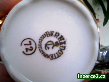Kávová souprava zlatá_2 268539_2.jpg