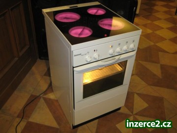 Sporák se sklokeramickou deskou CONSTRUCTA - šíře 50 cm_1 269410_1.jpg
