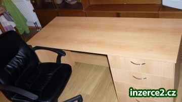 Prodám psací stůl+křeslo_2 270004_2.jpg