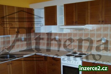 Zrekonstruovaný byt 3+1 s balkonem a lodžiemi_1 270086_1.jpg